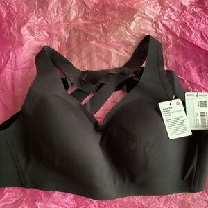 NWT Lululemon enlite bra 34c black new with tag